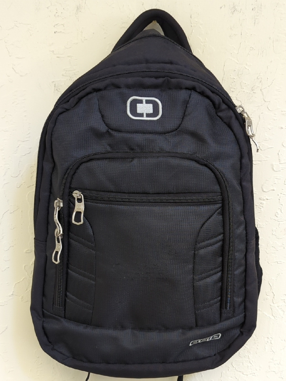 OGIO Colton Black & Silver Backpack - Picture 4 of 11